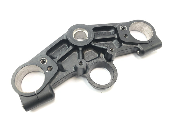 Triumph Daytona 900 T300 [1996] - soporte del cabezal de control de la abrazadera del manillar del puente superior de la horquilla