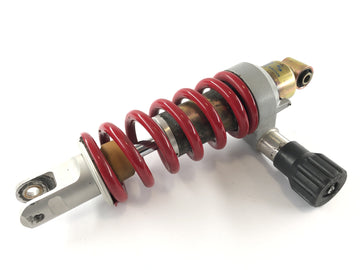 Moto Guzzi 1200 Sport [2007] - Kevätpuskurin iskunvaimennin takana