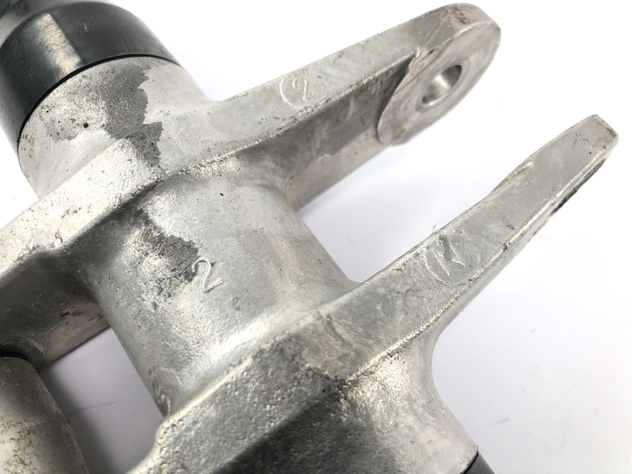 Kawasaki GPZ 1000 RX [1987] - Leva di collegamento del montante della sospensione