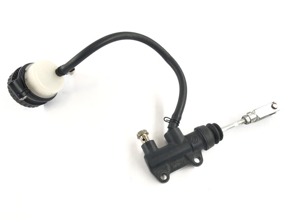 Moto Guzzi Norge 1200 [2006] - тормозный насос позади