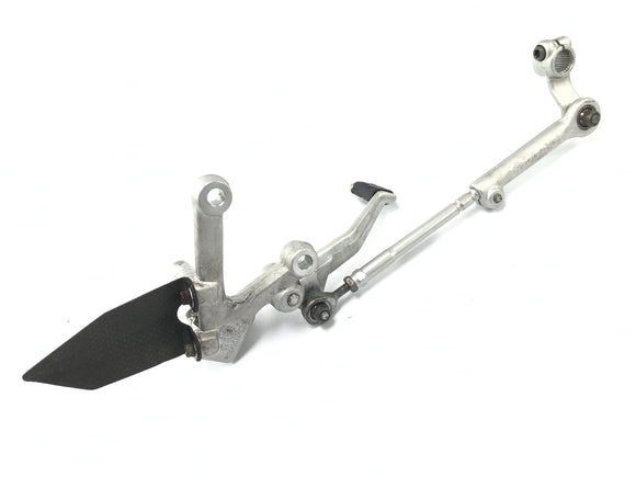 Ducati 999 H4 [2003] - Driverens fotstøtte til venstre med koblingslenke