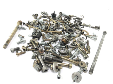 Ducati Monster M600 [1995] - residual parts and screws are bundle