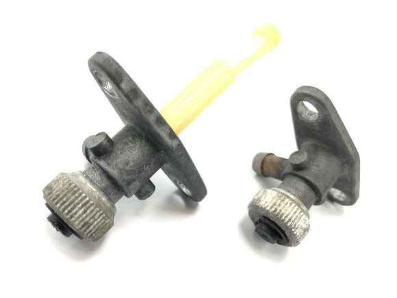 KTM 950 SM LC8 [2008] - Пара наборов бензинового крана