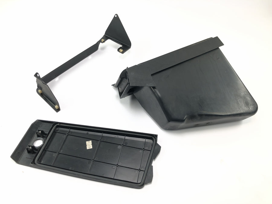 BMW K 1100 LT [1993] - Storage compartment on the left