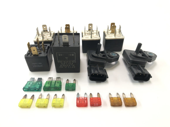 Triumph Speed Triple 1050 515NJ [2007] - set sensori fusibili relè, lotto misto