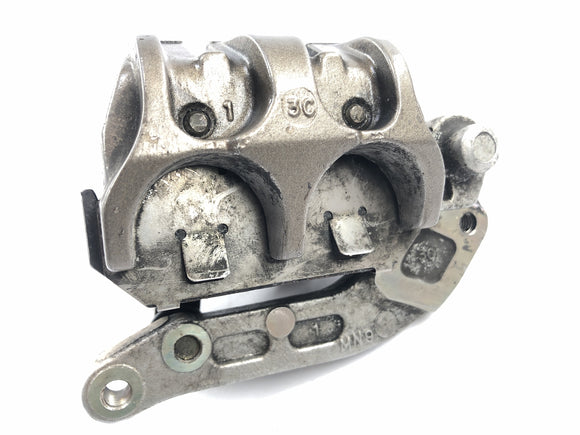 Honda NX 650 RD02 [1989] - тормозный суппорт спереди