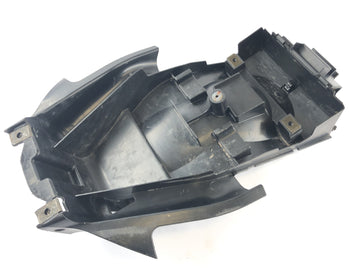 Yamaha XT 660 DM01 [2004] - revêtement intérieur raccourci arrière à l'intérieur du revêtement - 0