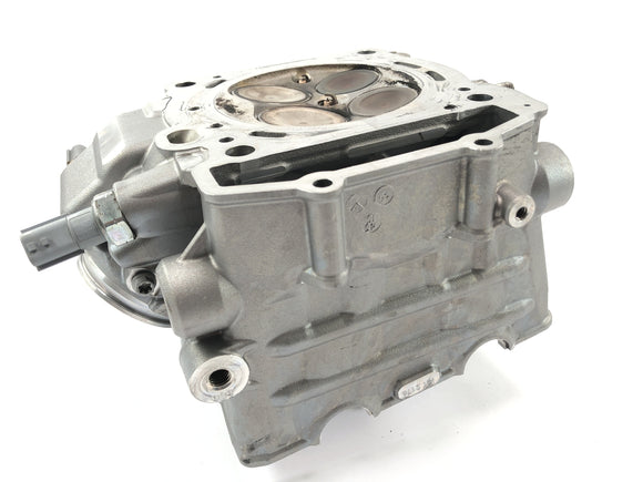 KTM 1050 Adventure [2017] - hlava válce na přední straně