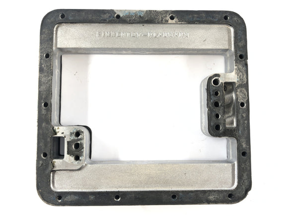 Moto Guzzi 850 Le Mans 3 VF [1986] - масляная поддона между моторной палубой