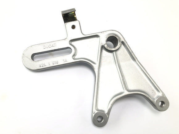 Ducati Monster M600 [1995] - Bremssattelaufnahme hinten Ankerplatte Bremsanker