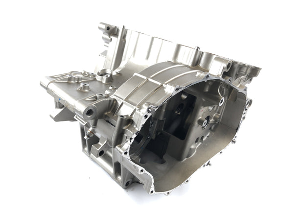 Honda CBF 1000 A SC58 [2006] - Blocco motore per alloggiamento a motore con prese in esecuzione e cilindri