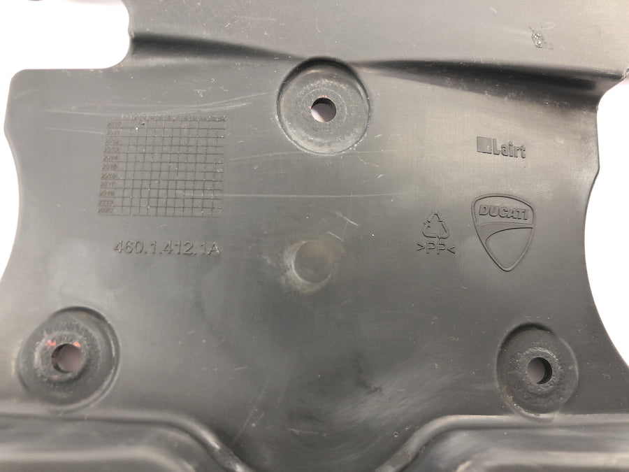Ducati Multistrada 1200 S Touring [2009] - Carenagem da ponte de garfo para ponte de garfo inferior