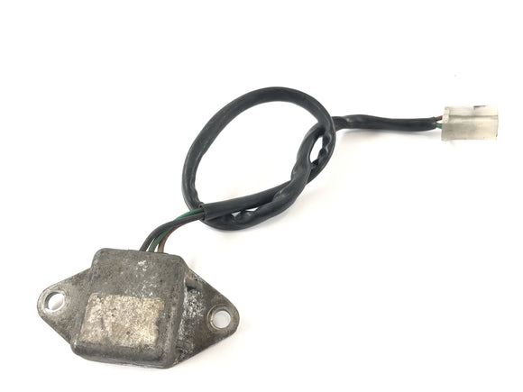 ヤマハXS 400 2A2 [1982]  - 整流器