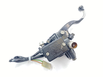 ヤマハXT 600 Zテネレ1VJ [1986]  - ブレーキポンプの手敷き右側にあるヘインブレーキシリンダー