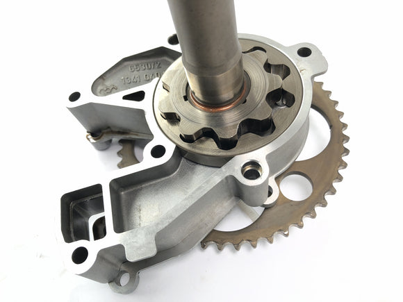 BMW R 1150 R R21 [2003]  - 带油泵轴和外壳的油泵