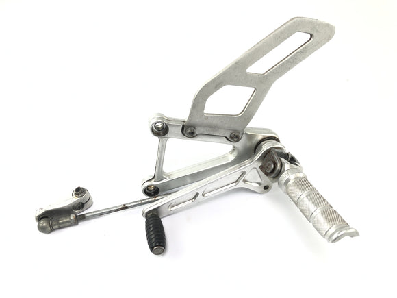 Aprilia SL 1000 Falco PA [2000] - ovladač systému Foowrest vlevo s přepínacími rámy