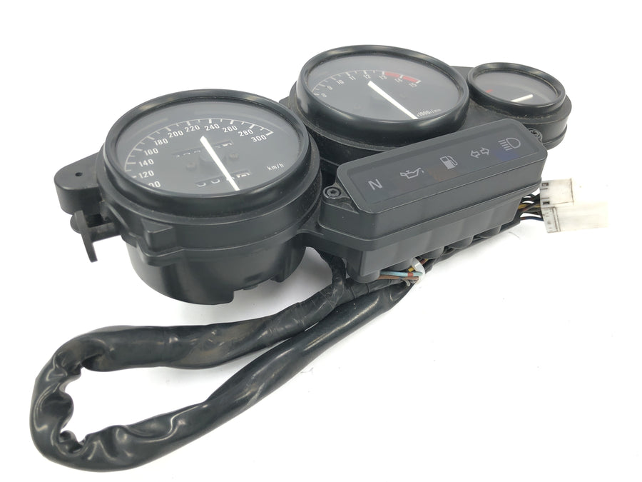 Yamaha YZF 750 R 4HN [1995] - Snelheidsmeter cockpit instrumenthouder snelheidsmeter