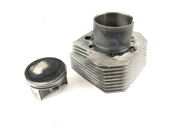 Moto Guzzi California 1100i [1995] - цилиндр с поршнями слева