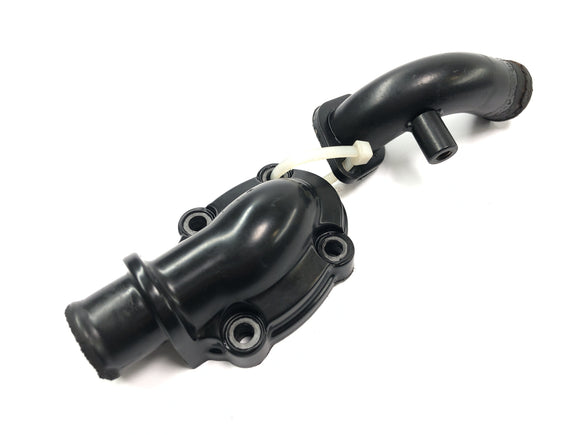 Triumph Speed ​​Triple T509 [1998] - Koelvloeistofaansluiting koelwaterflens behuizingsdeksel