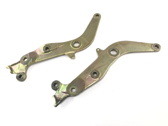 Triumph Daytona 900 T300D [1996] - Engine mount left and right