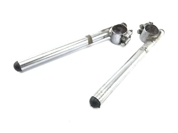 Ducati SL 600 Panth [1982] - Fum de guidão à esquerda e direita para o tubo de garfo de 35 mm