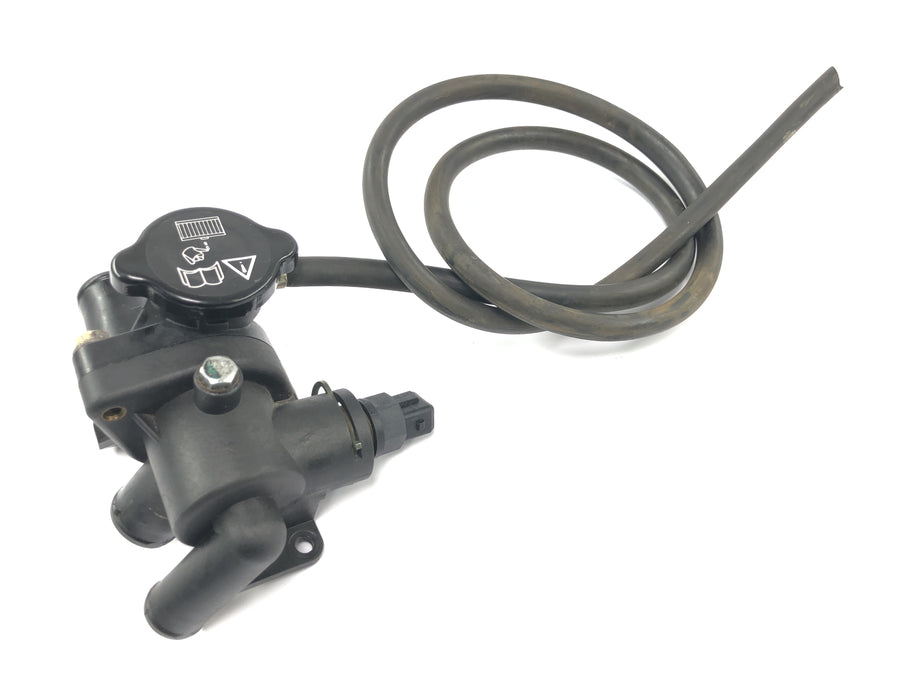 TRIUMPH DAYTONA 955I T595 [1998] - Jäähdytysnestetermostaatin termostaattikotelo