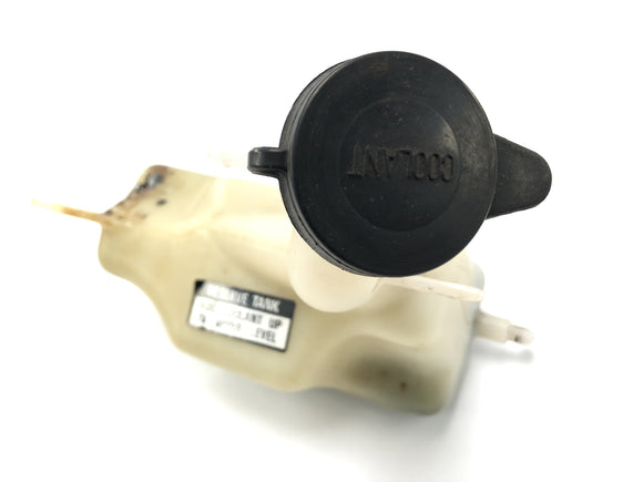 Honda CBR 900 RR SC28 [1994] - Компенсационный контейнер охлаждающий охлаждающий охлаждающий охлаждающий охлаждающий бак водой