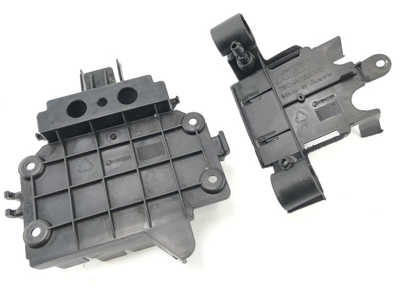 KTM 690 SM Prestige [2007] - Владелец держателя аккумуляторного контейнера держателя контейнера