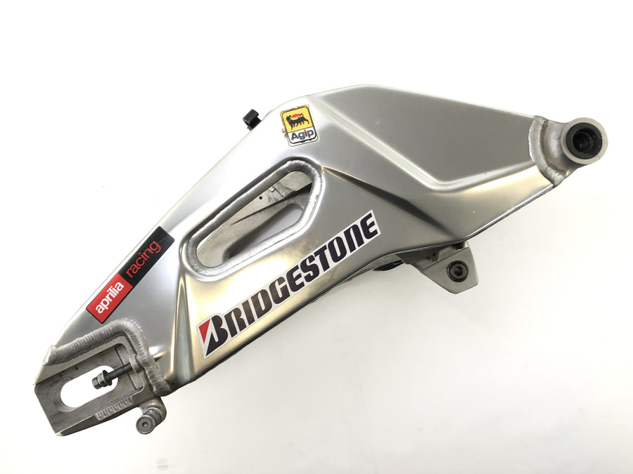 Aprilia RSV4 1000 [2010] - Schwinge Hinterradschwinge Montageständeraufnahme gebrochen