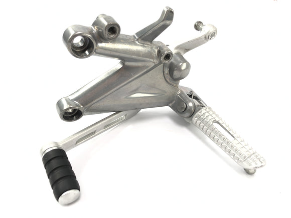 Triumph Street Triple R 675 D67LD [2010] - Driver do sistema de apoio para os pés à esquerda com pedal de comutação