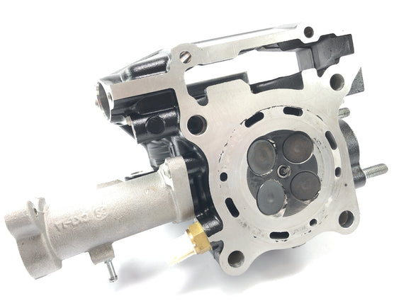 Kawasaki Ninja 125 BX125B [2024] - Cabeça do cilindro com ingestão na ingestão