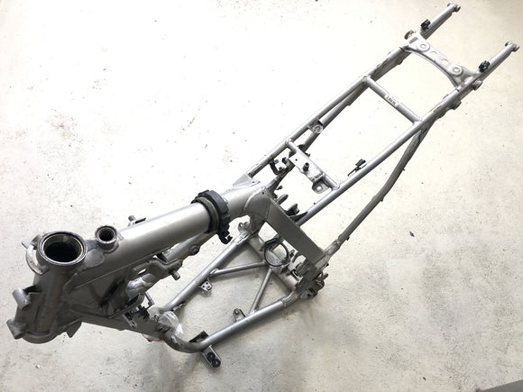 Honda NX 650 RD08 [1995] - рама с бумагами