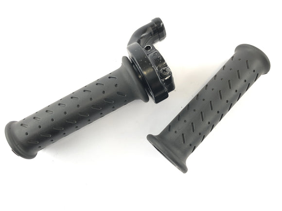 Triumph Speed Triple 1050 515NJ [2007] - Gasgriff Drehgriff rechts Handgriff Lenkergriffe