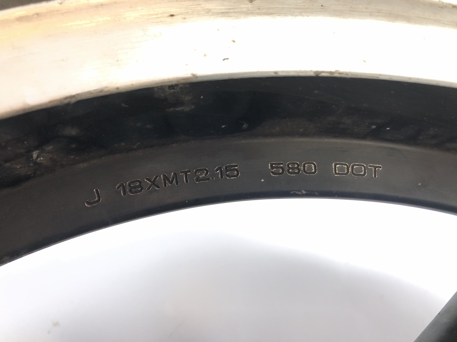 Honda CB 900 F SC01 [1981] - Rear wheel rim