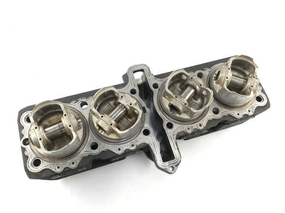 Suzuki GSX R 1100 GV73B [1990] - válec s písty