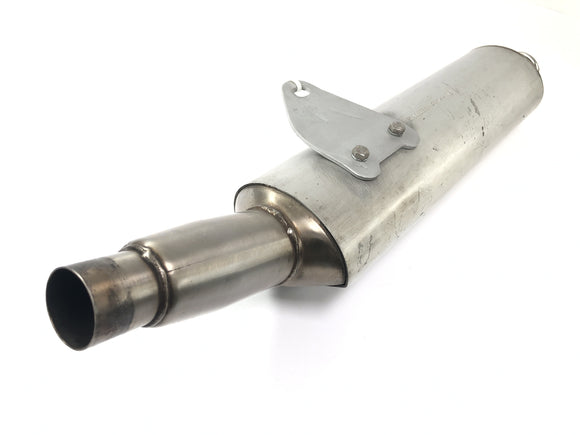 Ducati Monster M600 [1995] - Pakokaasupäästövaimentimen äänenvaimentimen oikealla puolella kulumismerkkejä