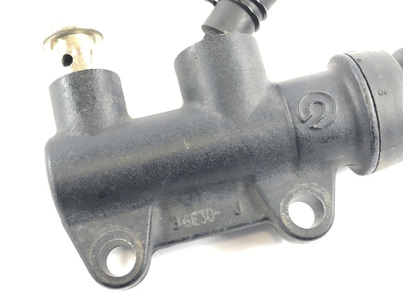 Moto Guzzi Norge 1200 [2006] - тормозный насос позади