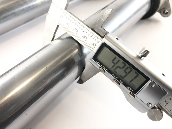 Suzuki Bandit 1200 GV75A [1998] - Gabel Telegabel se sadou