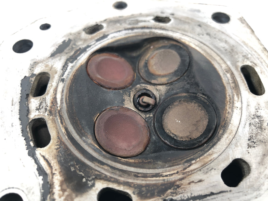 BMW C1 125 [2002] - Zylinderkopf Ventiltrieb ohne Nockenwellen