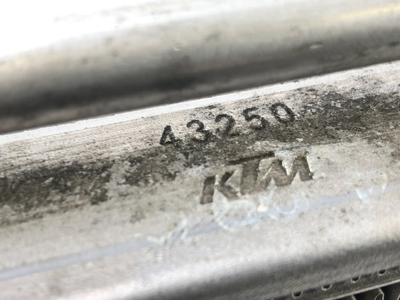 Apryia RSV4 1000 [2010]  - オイルクーラー