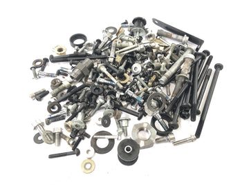 Triumph Speed ​​​​Triple T509 [1998] - zbývající díly a šrouby smíšená šarže