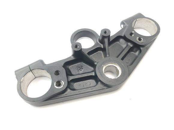 Triumph Daytona 900 T300 [1996] - soporte del cabezal de control de la abrazadera del manillar del puente superior de la horquilla