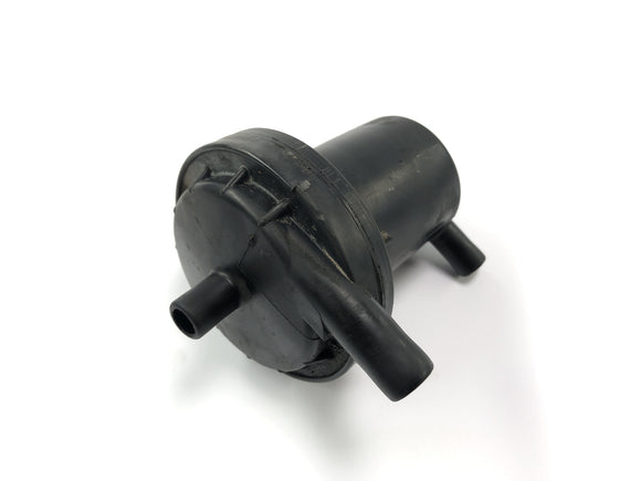 ホンダNX 650 RD08 [1995]  - クランクケース検出バルブ排気エアバルブオイルセパレーター