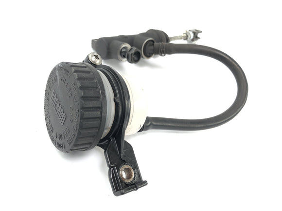 Moto Guzzi Stelvio 1200 4V [2009] - brzdové čerpadlo za sebou