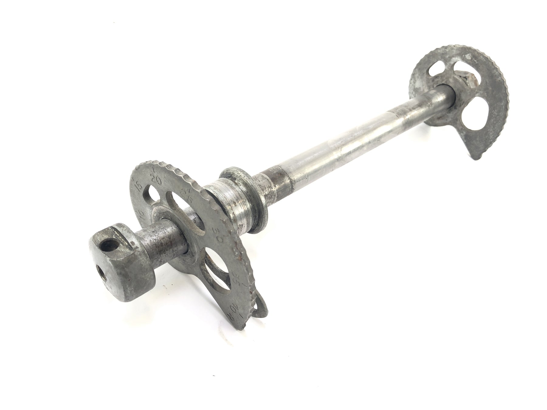 Honda XL 600 R PD03 [1985] - Rear axle with chain tensioner