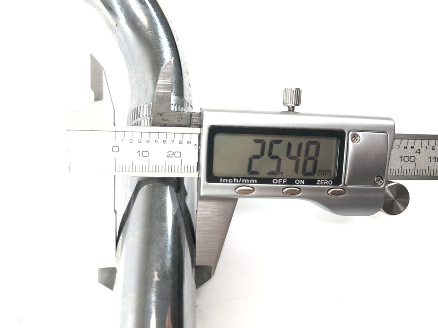 Triumph Bonneville T100 986MF [2012] - Styre rörformigt styre krom 25,4 mm