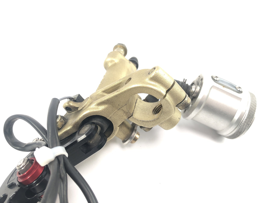 Ducati Monster S4R M4 [2004] - Pompa hamulca przedniego Pompa hamulca przedniego koła Cylinder hamulca ręcznego Pompa hamulca ręcznego Dźwignia hamulca