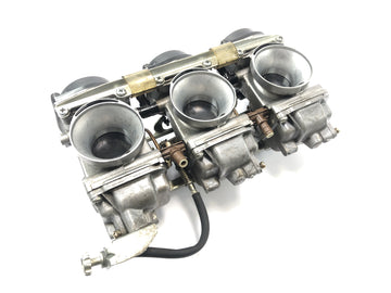 Triumph Daytona 900 T300 [1996] - Kaasuttimen kaasutinyksikön kaasutin