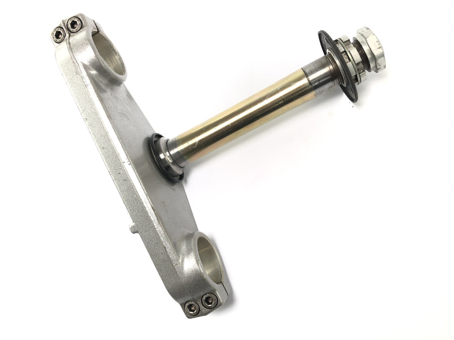 Triumph Sprint St 1050 [2005] - Fork Bridge under 43mm