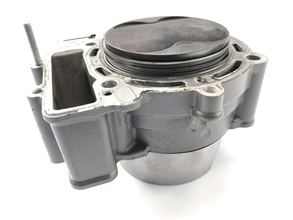 KTM 950 SM LC8 [2008] - Cylinder z tłokami z przodu